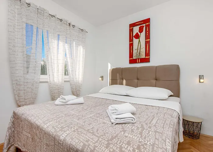 Апартаменты N&n *