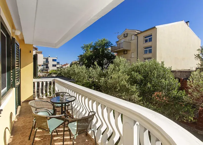 N&n Апартаменты *